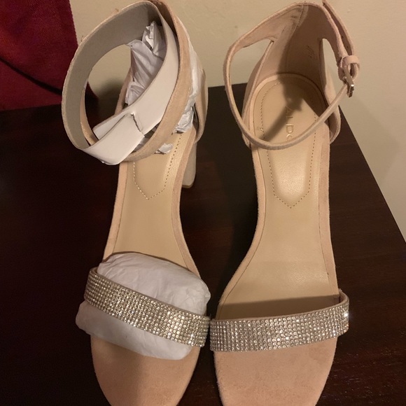 Heeled sandals - Picture 3 of 5